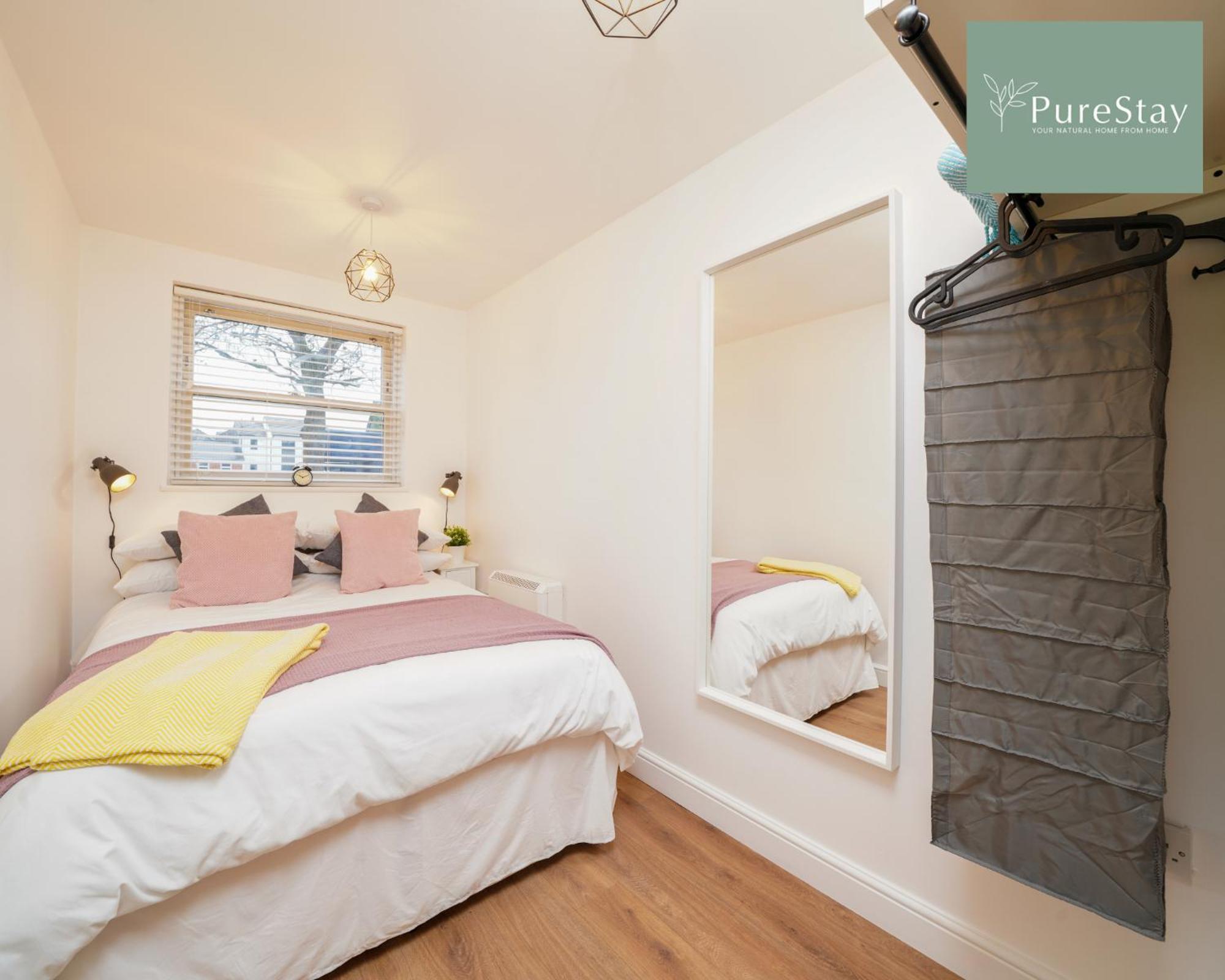 Stunning Two Bed Leamington Apartment With Free Wifi By Purestay Short Lets & Serviced Accommodation Buitenkant foto