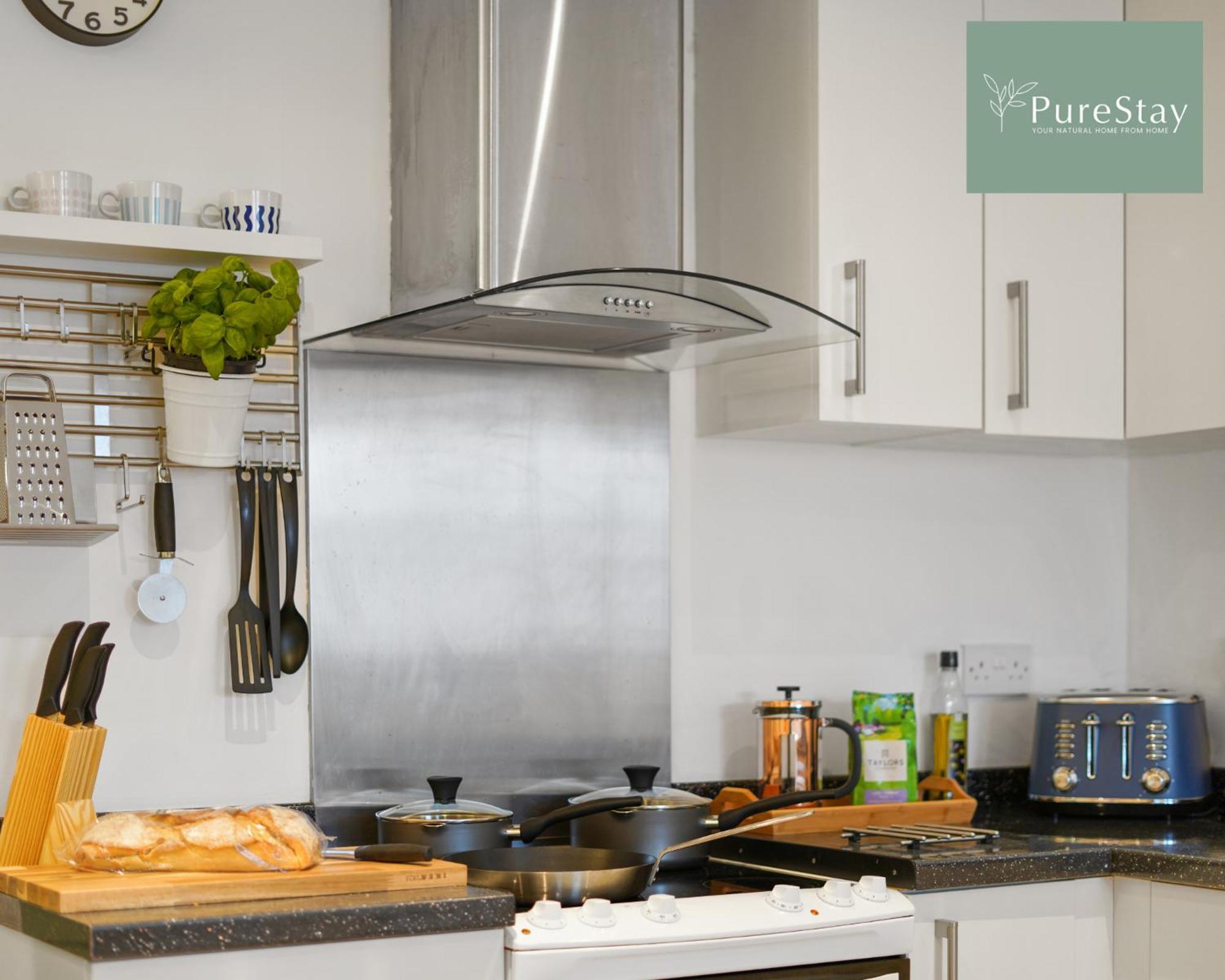 Stunning Two Bed Leamington Apartment With Free Wifi By Purestay Short Lets & Serviced Accommodation Buitenkant foto