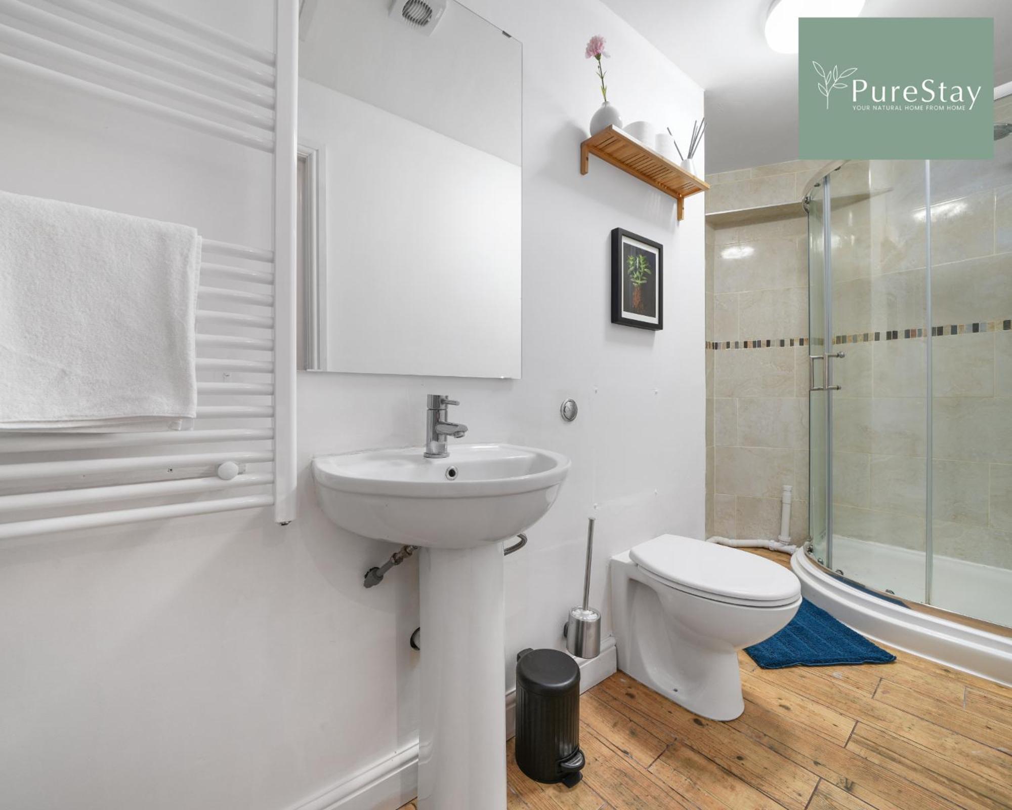 Stunning Two Bed Leamington Apartment With Free Wifi By Purestay Short Lets & Serviced Accommodation Buitenkant foto
