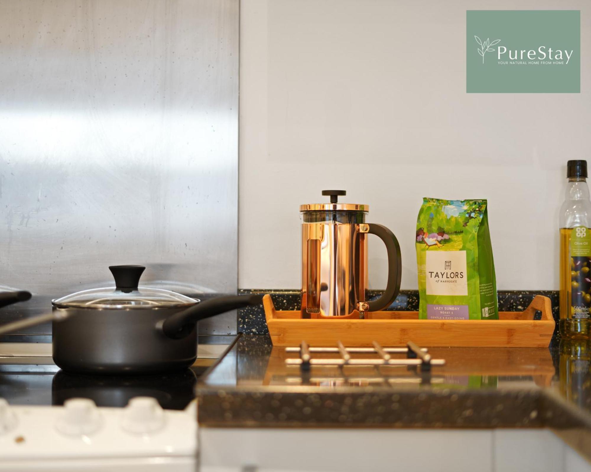 Stunning Two Bed Leamington Apartment With Free Wifi By Purestay Short Lets & Serviced Accommodation Buitenkant foto